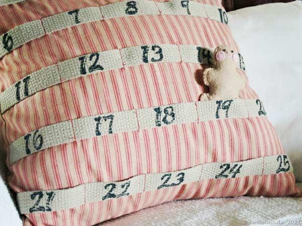 10 calendriers de lAvent à coudre calendrier avent coussin 10 calendriers de lAvent à coudre