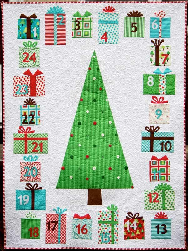10 calendriers de lAvent à coudre calendrier avent sapin patchwork 10 calendriers de lAvent à coudre