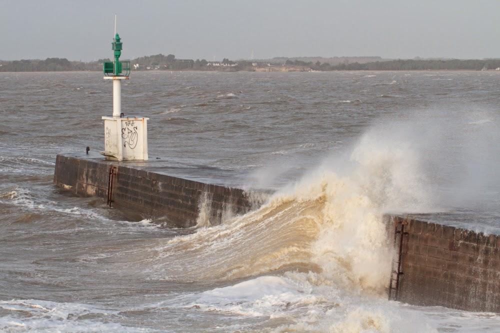 de l'eau et du sel, ça mange pas de pain... de l'eau et du sel, ça mange pas de pain...