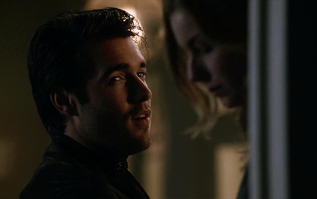 Les critiques // Revenge : Saison 4. Episode 8. Contact. Les critiques // Revenge : Saison 4. Episode 8. Contact.