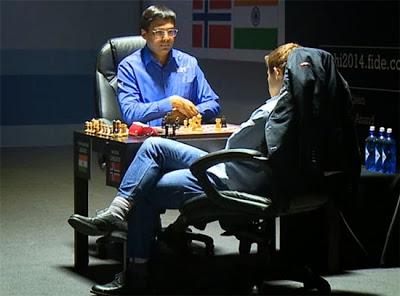 La partie n°7, un marathon de 122 coups entre Carlsen et Anand au championnat du monde d'échecs 2014 © Chess & Strategy