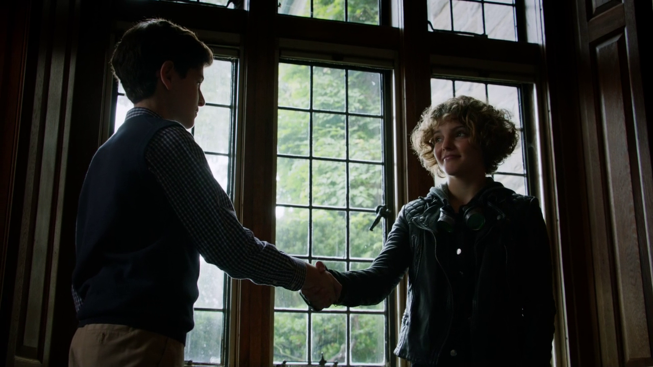Les critiques // Gotham : Saison 1. Episode 9. Harvey Dent. Les critiques // Gotham : Saison 1. Episode 9. Harvey Dent.
