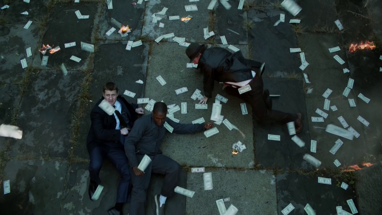Les critiques // Gotham : Saison 1. Episode 9. Harvey Dent. Les critiques // Gotham : Saison 1. Episode 9. Harvey Dent.