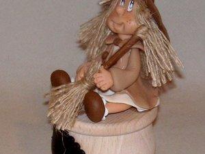 Boite à bijoux avec p'tite sorcière Boite à bijoux avec p'tite sorcière