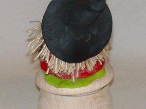 Boite à bijoux avec p'tite sorcière Boite à bijoux avec p'tite sorcière