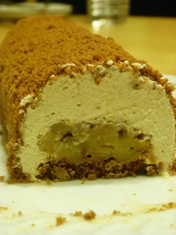 Bûche marrons, poires, spéculoos P1070614