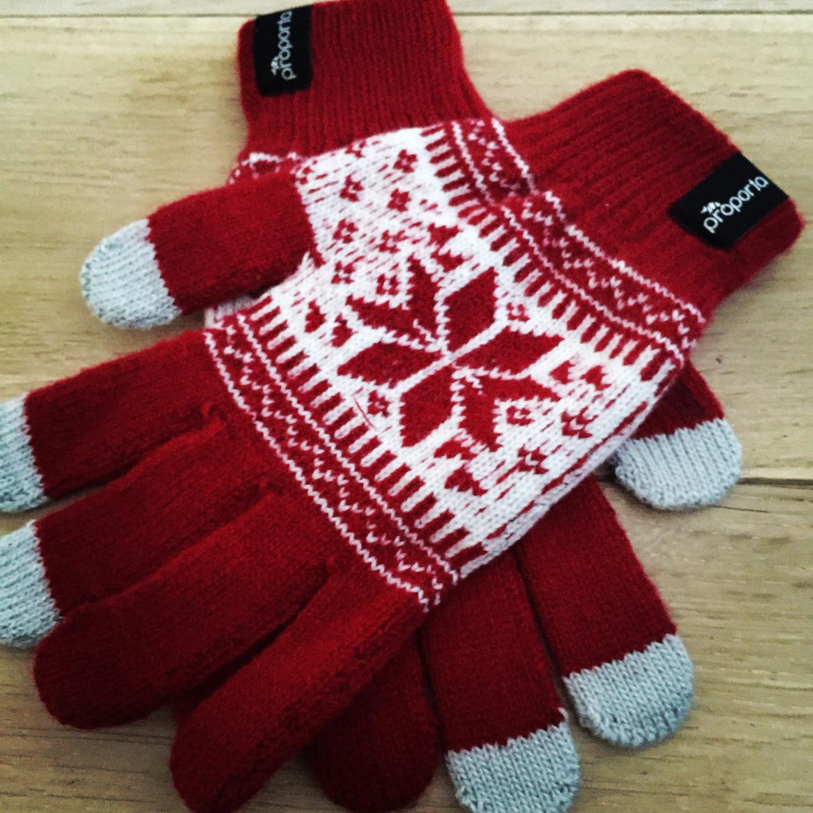 L’hiver arrive, j’ai testé pour vous ces gants tactiles pour Smartphones et Tablettes !