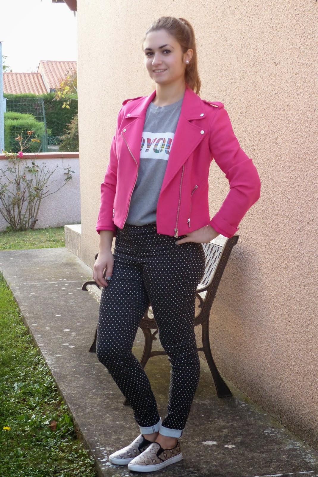 Pink, stars and python Pink, stars and python