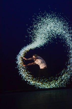 « Pixel », danse et numérique par Mourad Merzouki CCN Créteil - Cie Käfig © Gilles Aguilar
