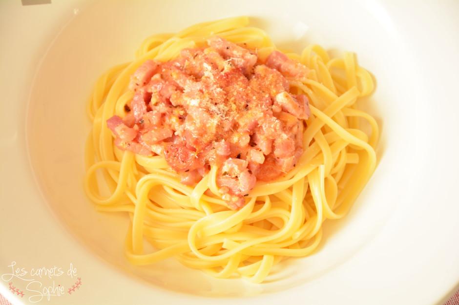 Linguine sauce aux lardons, tomates et vodka