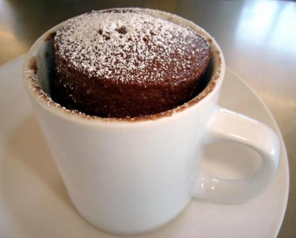 Le mug cake, le gâteau minute facile à faire Mug cake au chocolat