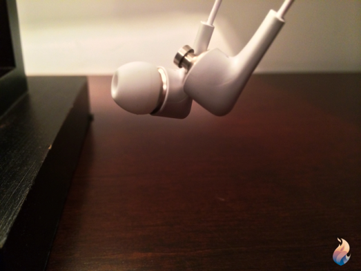 a-Jays-hearphones-suspendu a-Jays-hearphones-suspendu