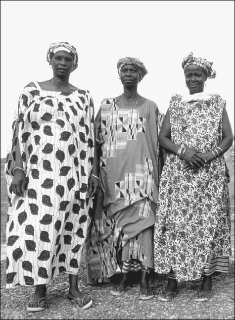 FEMMES AFRICAINES z04