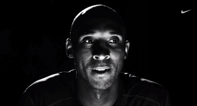 Kobe et Nike teasent sur leur 10eme signature de chaussures.