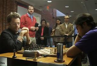 Nakamura donne une leçon de blitz à Aronian à Saint-Louis en 2014 © Chess & Strategy