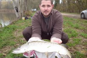 Journée de pêche en novembre au Domaine du grand étang de Narcy