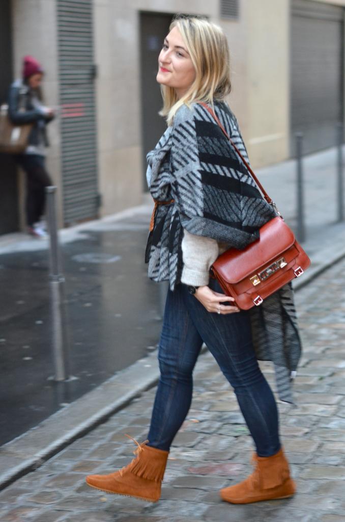 1 Poncho 3 Looks #1 (concours inside) 1 Poncho 3 Looks #1 (concours inside)