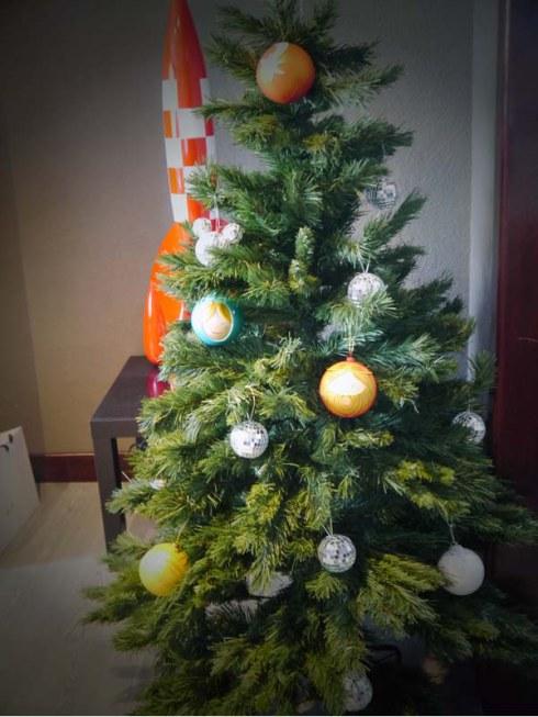 Le retour du sapin de Noël Le retour du sapin de Noël - Charonbelli's blog mode et beauté