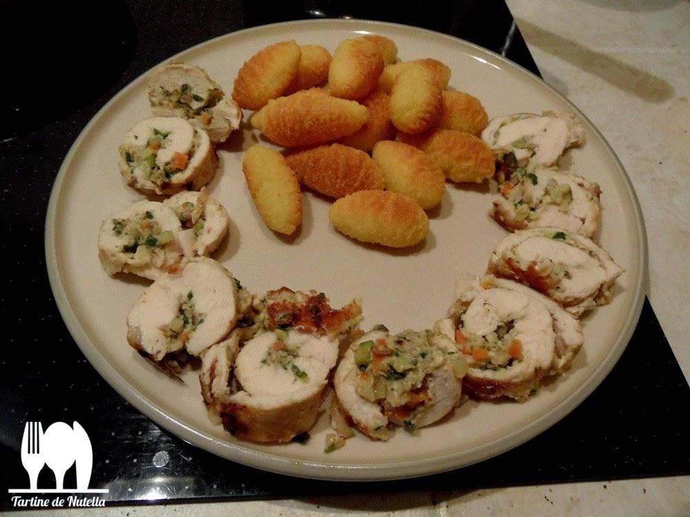 Repas de fête - Médaillons de poulet farcis aux légumes sauce champignons de Paris & Pommes croquettes