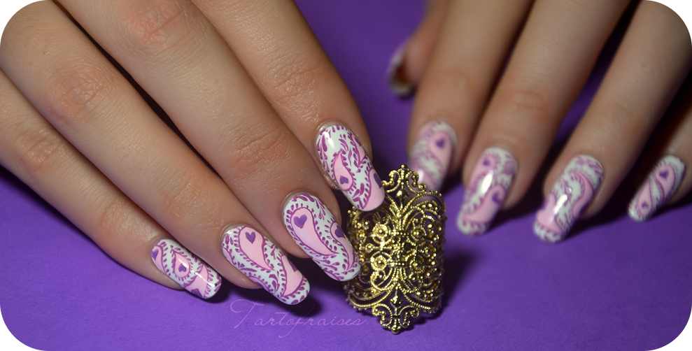 Nail Art mode : Paisley http://images.tartofraises.fr/nailart/paisley/paisley_7.png