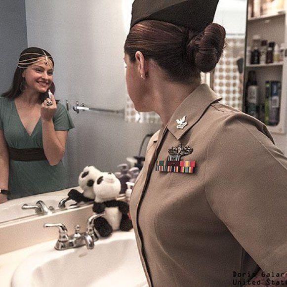 1831880209641 Voilà ce qui se passe quand un soldat se regarde dans un miroir ! Recently updated !