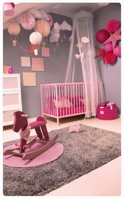 Chambre bébé fille rose pastel