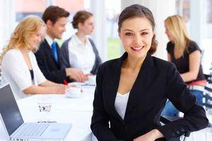 sourire_au_bureau