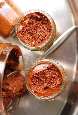 Mes p’tites adresses sans plus ni moins… Le Thaï Corner et mousse au chocolat au gingembre au dessert !
