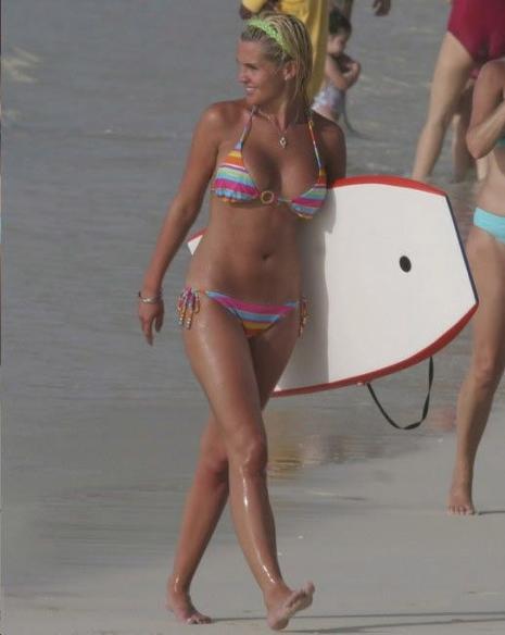 Danielle Lloyd en bikini