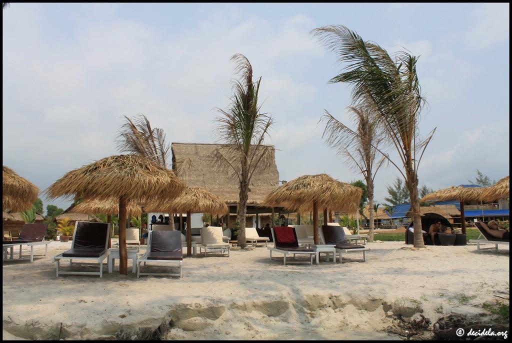 Chi Pat et le trek dans la jungle Ostres Beach