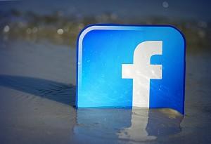 facebook beachfront 300x205 Facebook : utilisez la géolocalisation dans vos campagnes webmarketing
