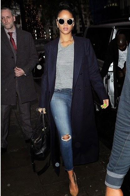 Le look du jour : Rihanna so simply cool...