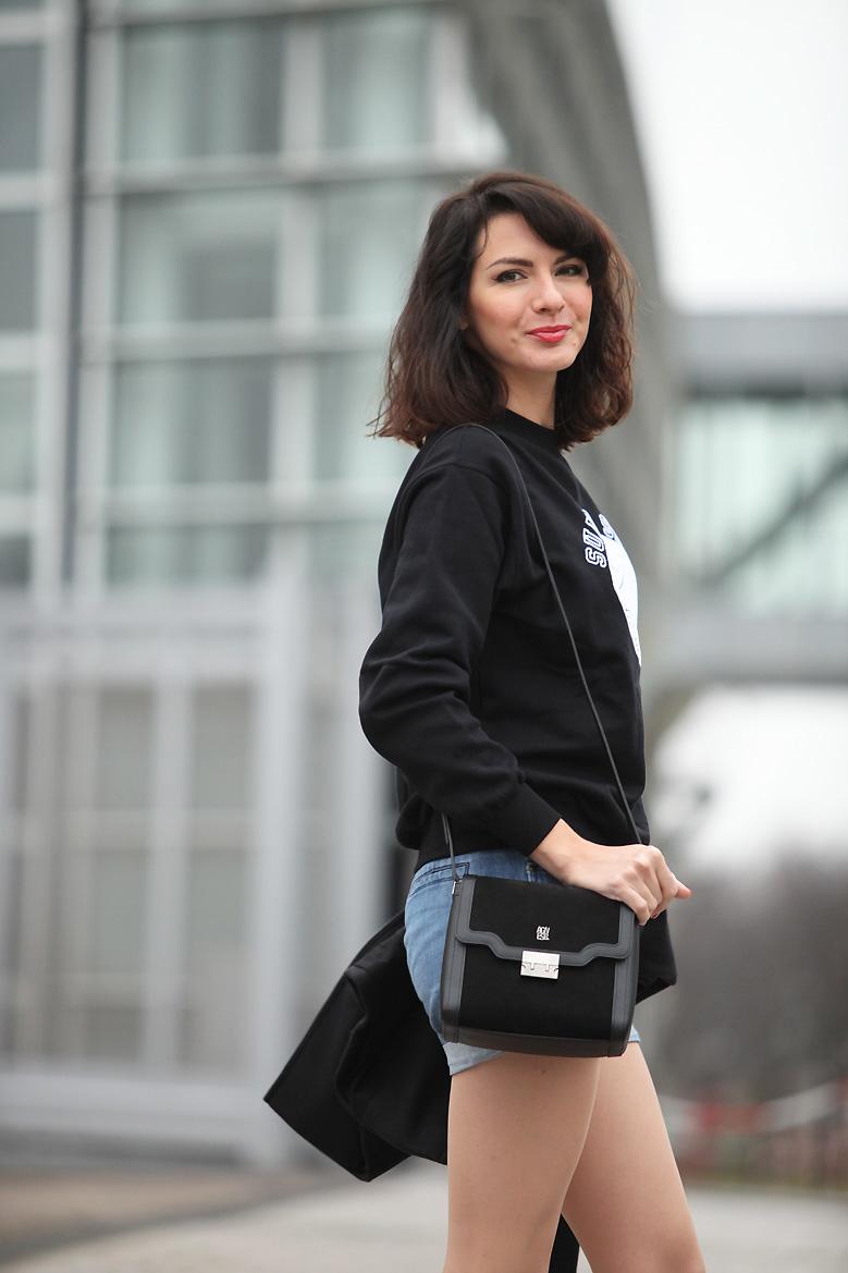 paris chez b. agnès b. photo sac agnesb Bienvenue chez b. !