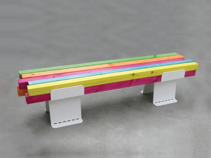 BANC COLORÉ POUR KONSTFACK BANC COLORÉ POUR KONSTFACK