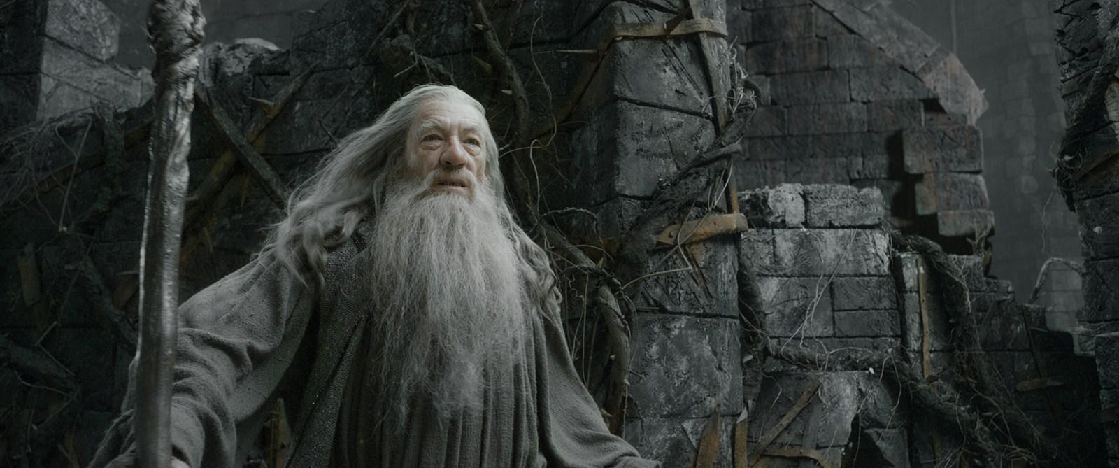 Le Hobbit Smaug Gandalf [News] Le Hobbit : Retour sur la version longue de La Désolation de Smaug