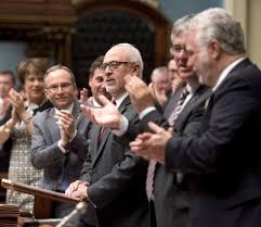 Et Ça S'insurge Contre Le Cynisme à l'Égard de la Politique? Et Ça S'insurge Contre Le Cynisme à l'Égard de la Politique?