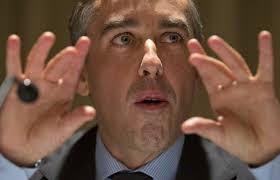 Et Ça S'insurge Contre Le Cynisme à l'Égard de la Politique? Et Ça S'insurge Contre Le Cynisme à l'Égard de la Politique?