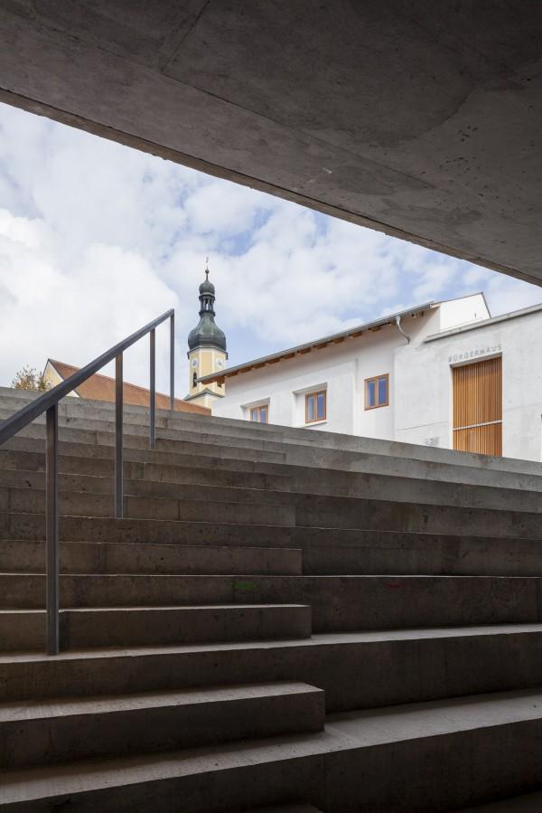 ARCHITECTURE : Concert Hall In Blaibach Concert-Hall-8-600x899