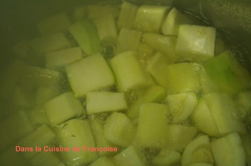 Velouté de Courgettes au Fromage DSC08296