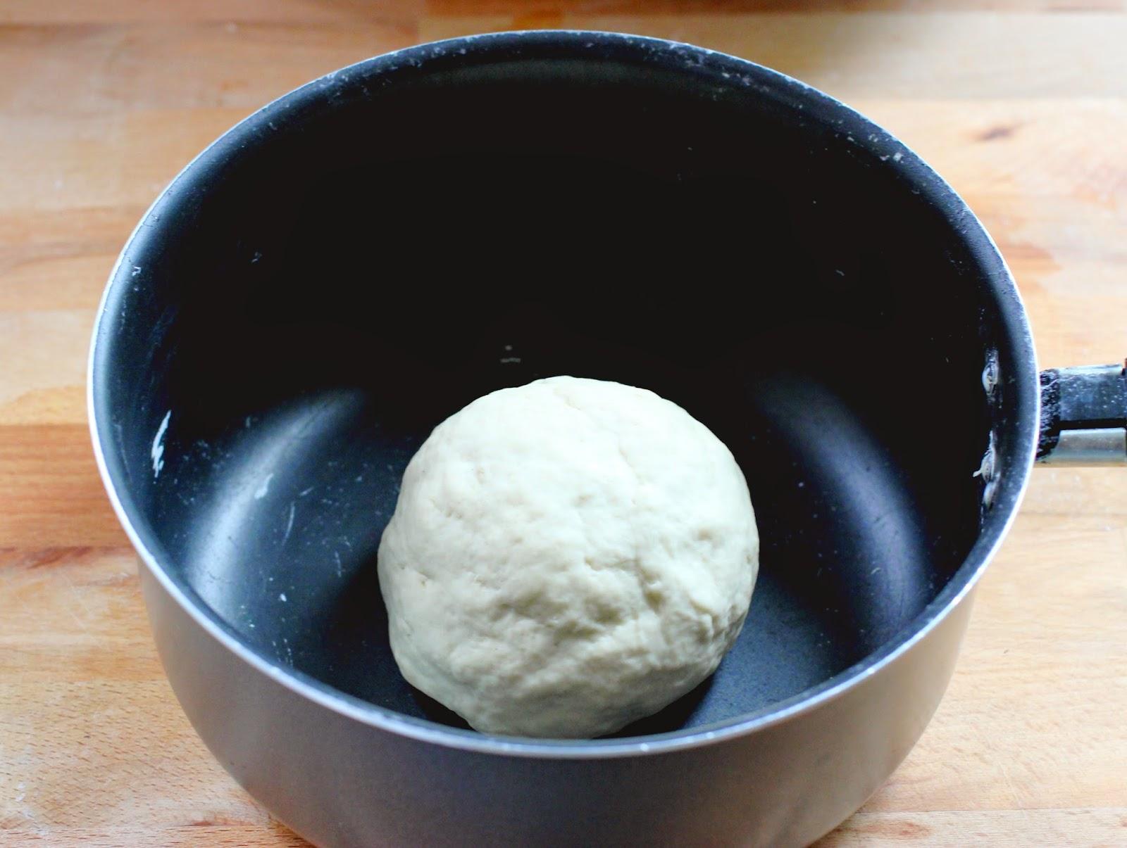 B130 - BRIOCHE A LA VAPEUR FARCIE - BAO ZI B130 - BRIOCHE A LA VAPEUR FARCIE - BAO ZI