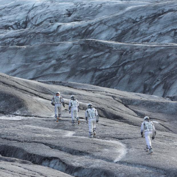 4 fonds d'écran d'Interstellar sur iPhone et iPad