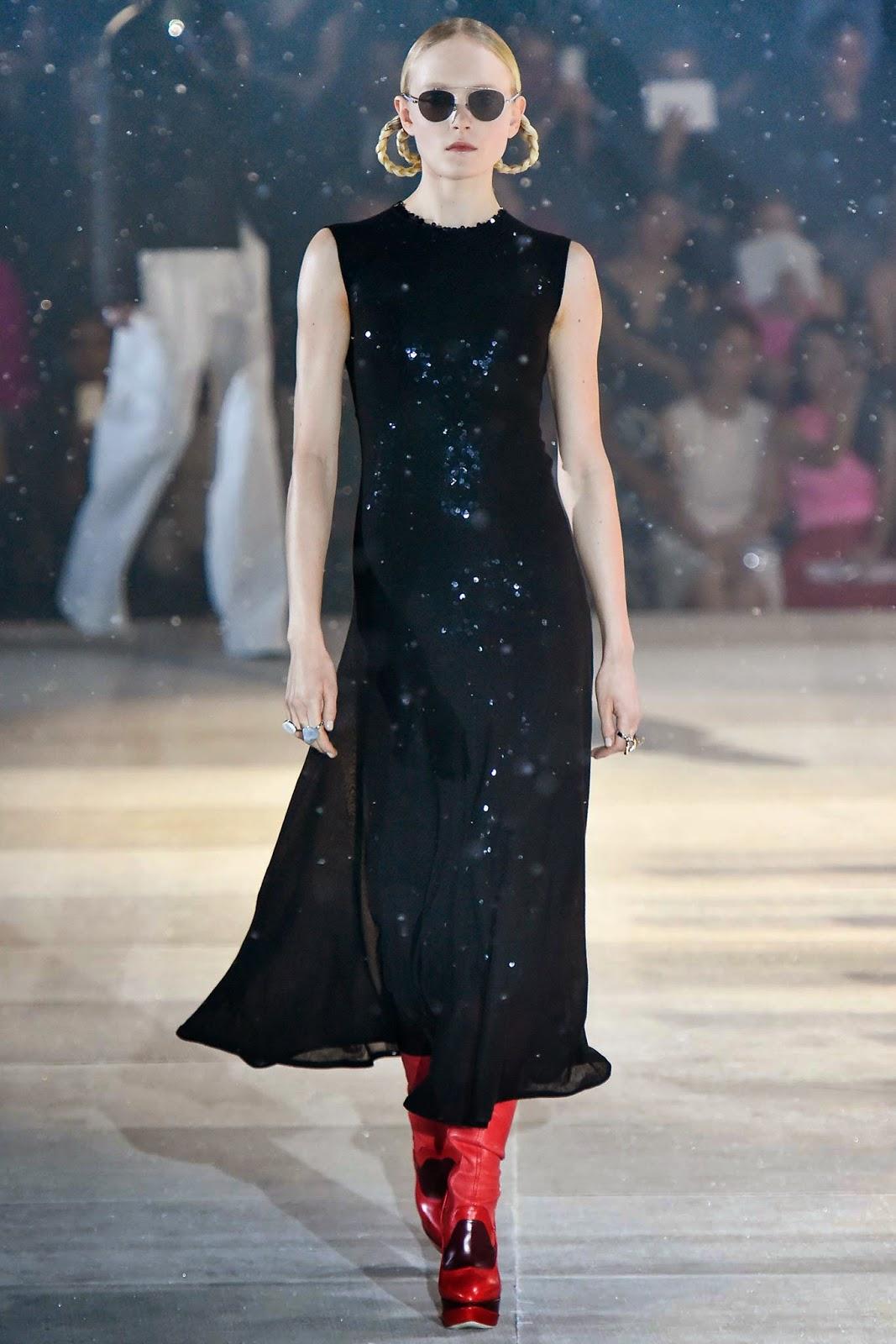 Le défilé de la pré-collection Christian Dior pour l'hiver 2015...