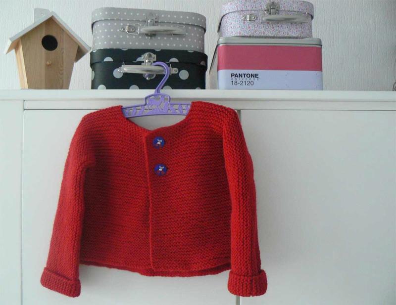 Rouge gilet-rouge-tricot-2