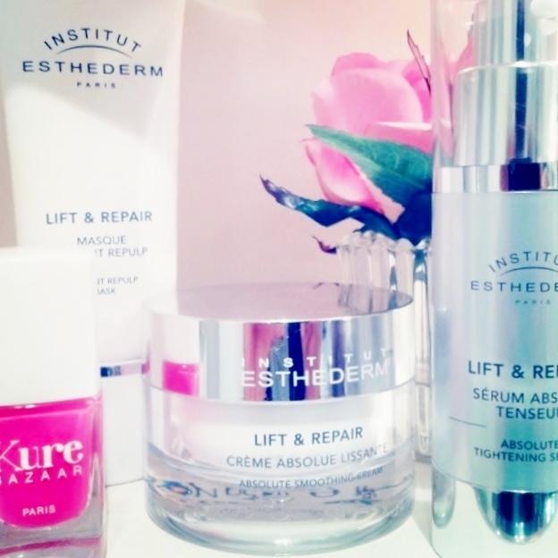 Un hiver avec les soins Esthederm 10724735_278133932397910_656516942_n