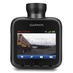 Quelles sont les 10 meilleures dash cam? Garmin Dash Cam 10 Caméra HD enregistreur de conduite facile à utiliser Enregistreur de conduite autonome HD avec écran LCD 2,3 pouces Enregistreur de mouvements et des images fixes Avertissement des zones de dangers et indication de la lim...