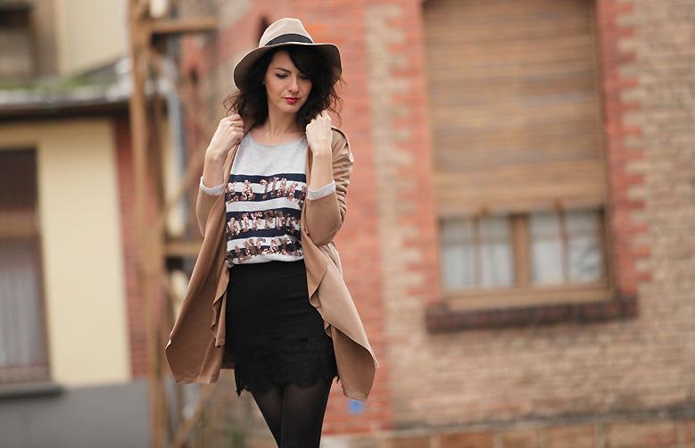 trench mode chaussures marinière eram chapeau boots or photo look mode Golden crush