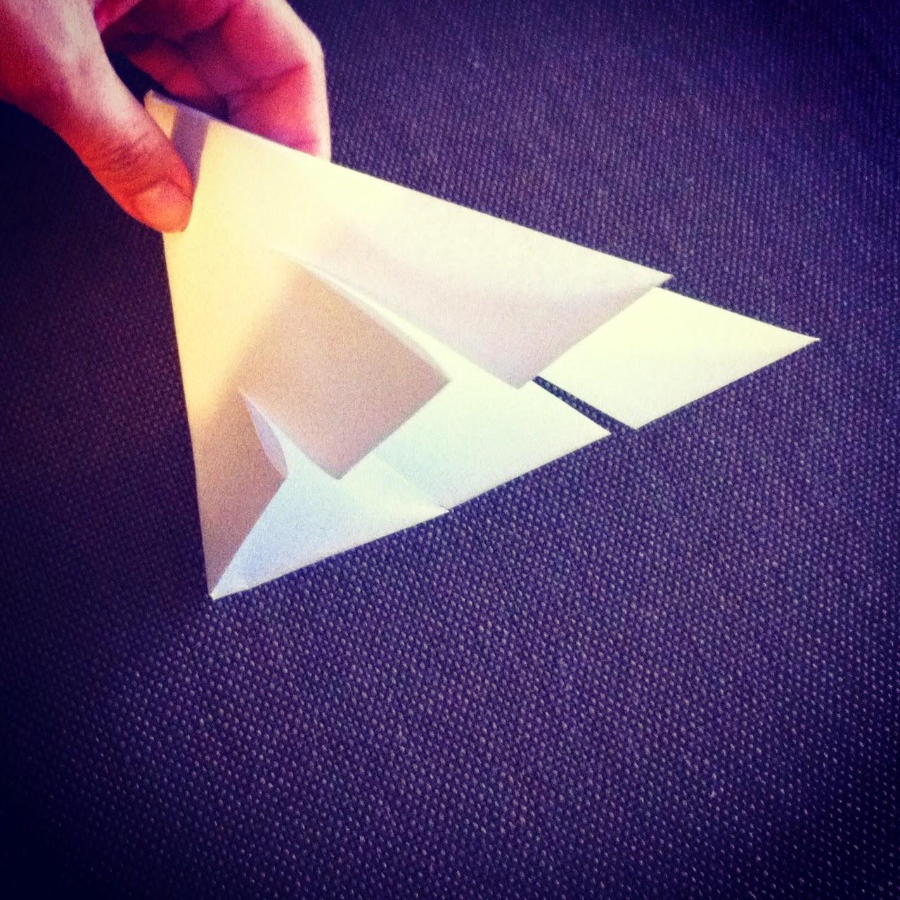 DIY de Noël: un flocon en papier DIY de Noël: un flocon en papier