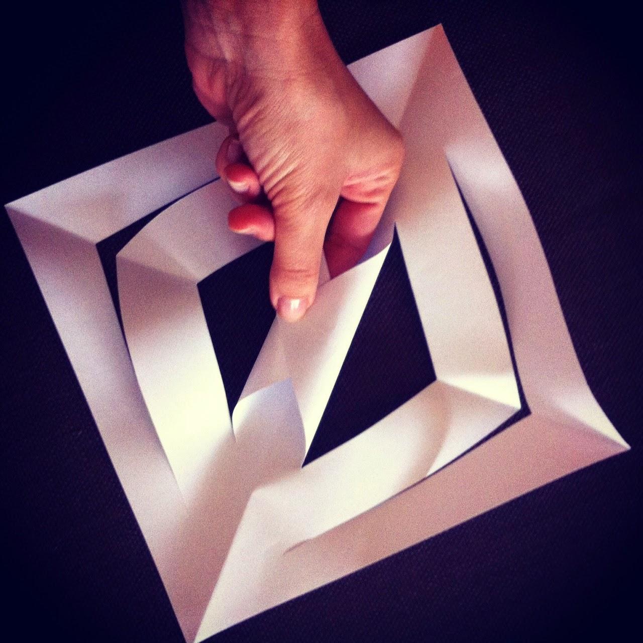 DIY de Noël: un flocon en papier DIY de Noël: un flocon en papier