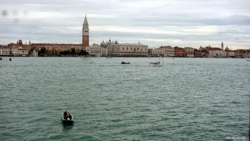 Depuis la Casa Dei Trei Oci Depuis la Casa Dei Trei Oci