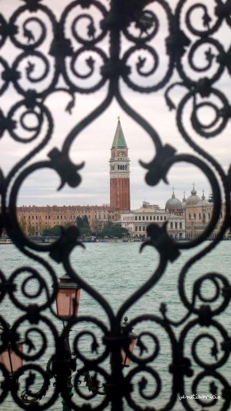 Depuis la Casa Dei Trei Oci Depuis la Casa Dei Trei Oci